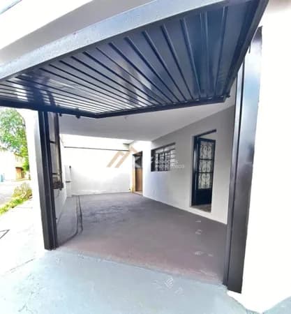 Casa á venda -térrea com 02 dorm no bairro Ipiranga em Ribeirão Preto - SP