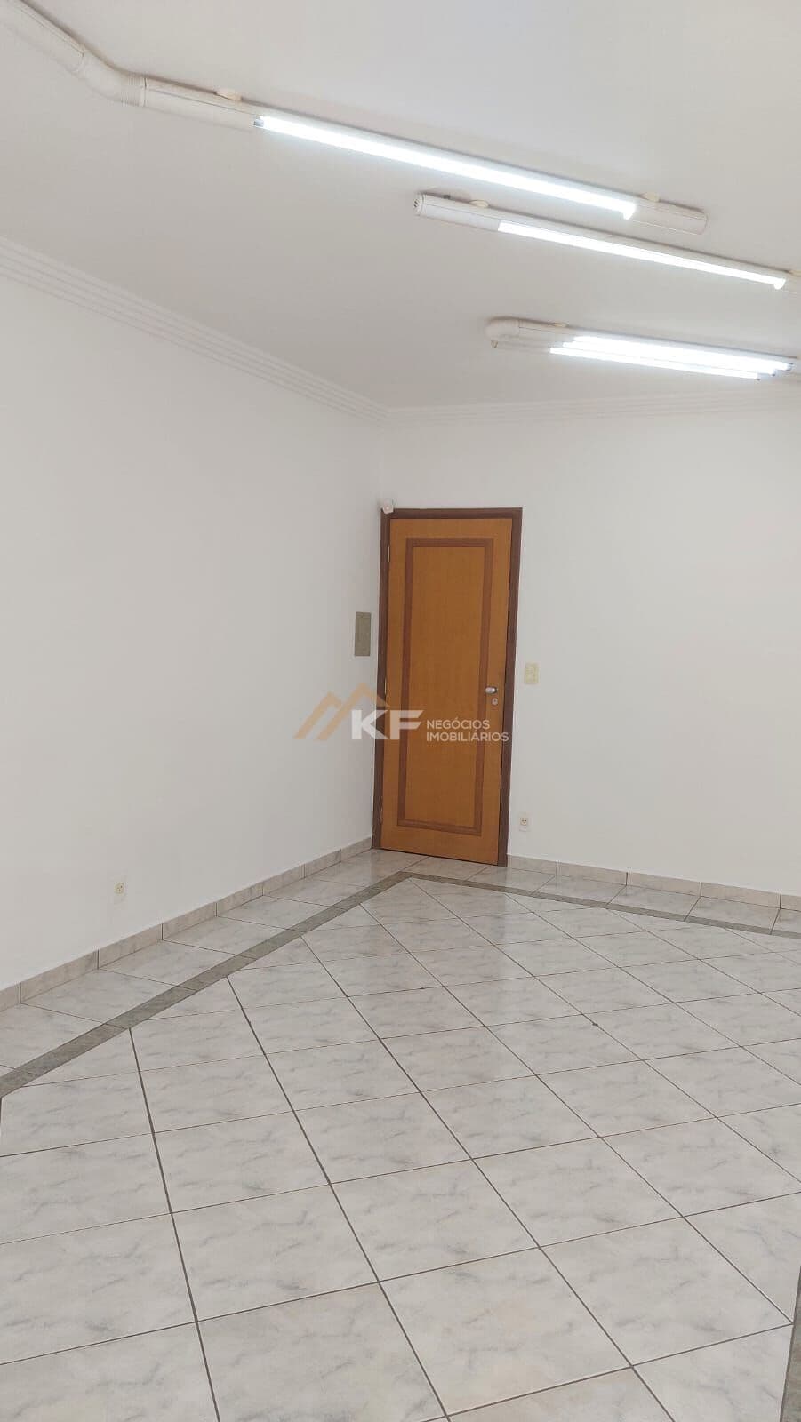 Sala Comercial à Venda na Av. Independência - Jardim Sumaré - Ribeirão Preto/SP