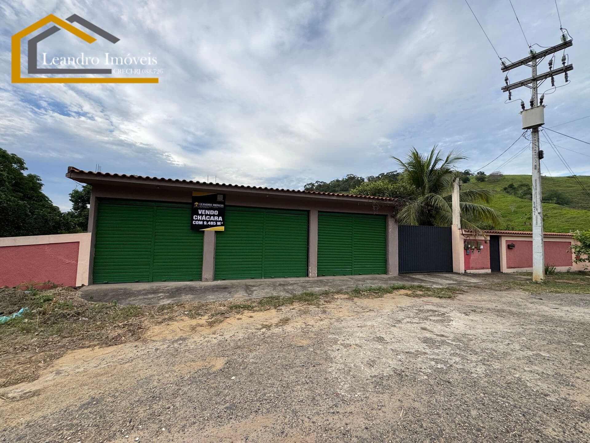 Fazenda/Sítios/Chácaras em Santo Antônio de Pádua - 7 moça