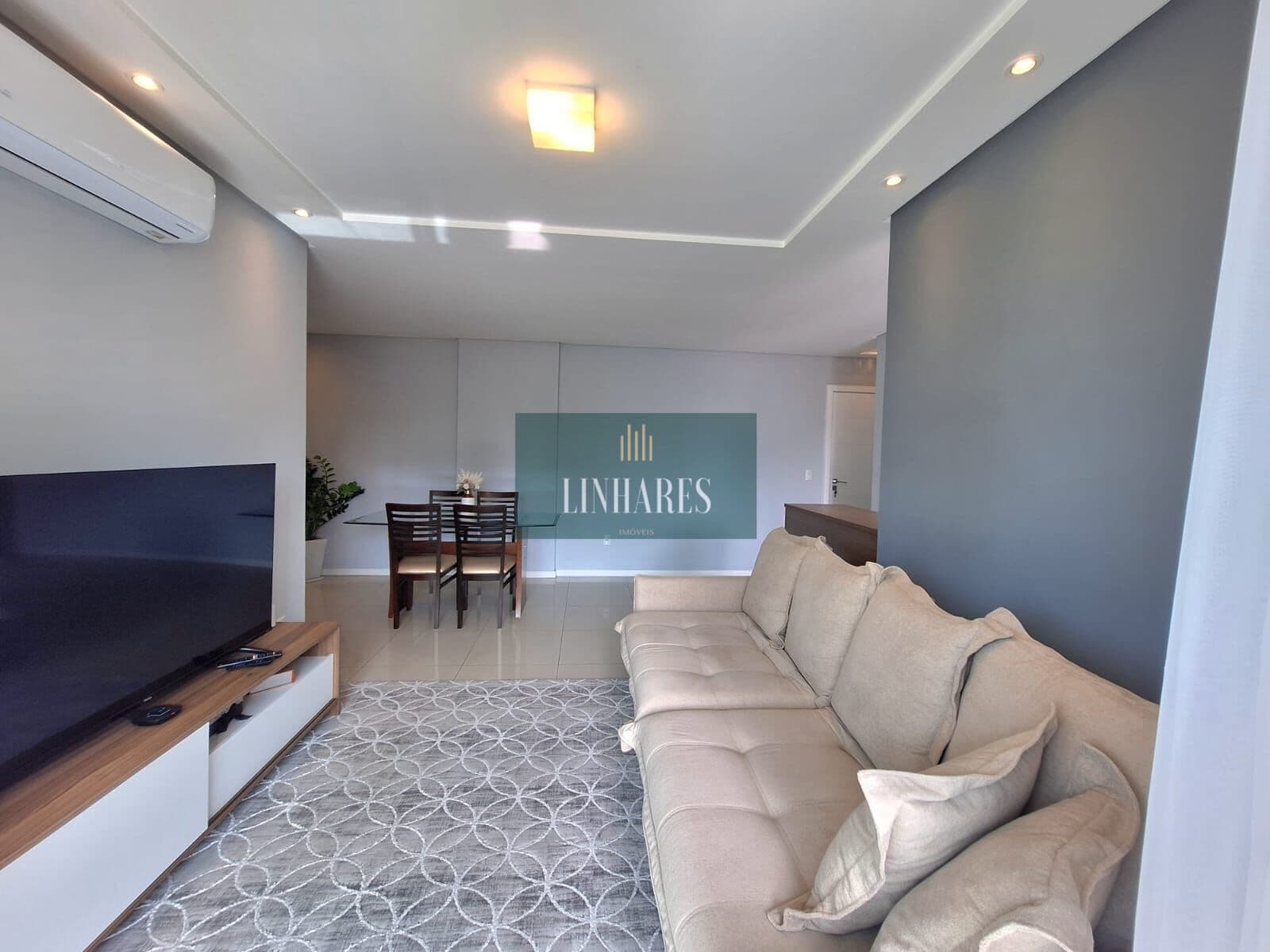 Apartamento no Bairro Kobrasol