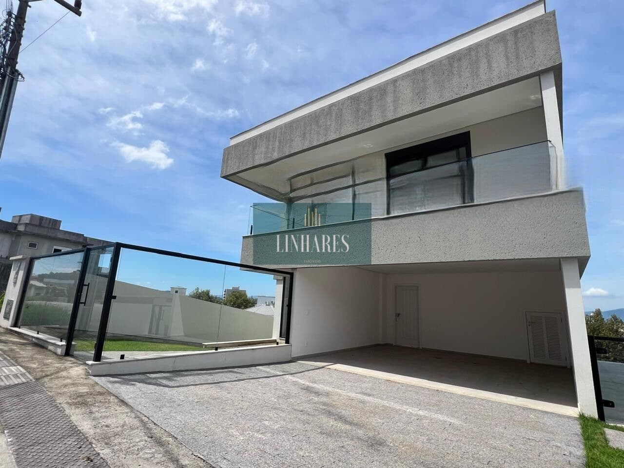 Casa Alto Padrão 3 suítes em Pedra Branca, Palhoça/SC