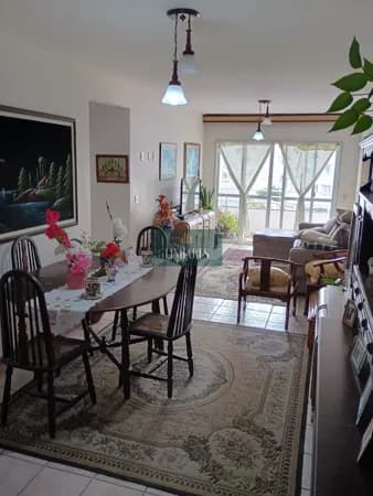 Amplo apartamento 3 dormitórios com suíte em Capoeiras, Florianópolis/SC