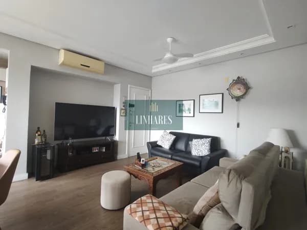 Apartamento 2 dormitórios em Coqueiros