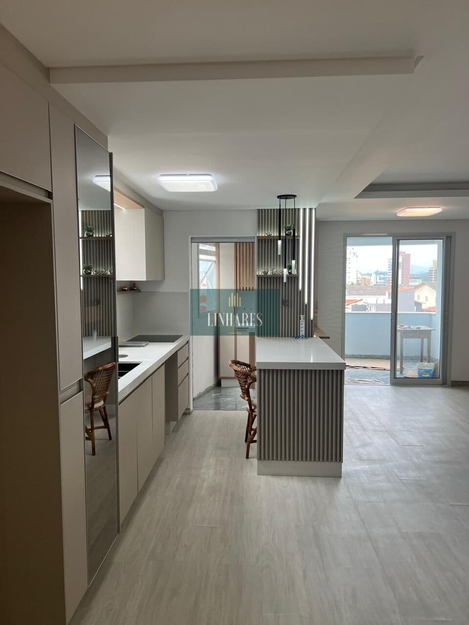 Apartamento vista mar em Barreiros, São José/SC