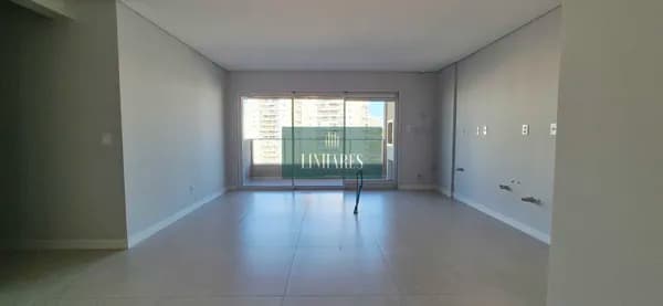Apartamento em Barreiiros, São José/SC