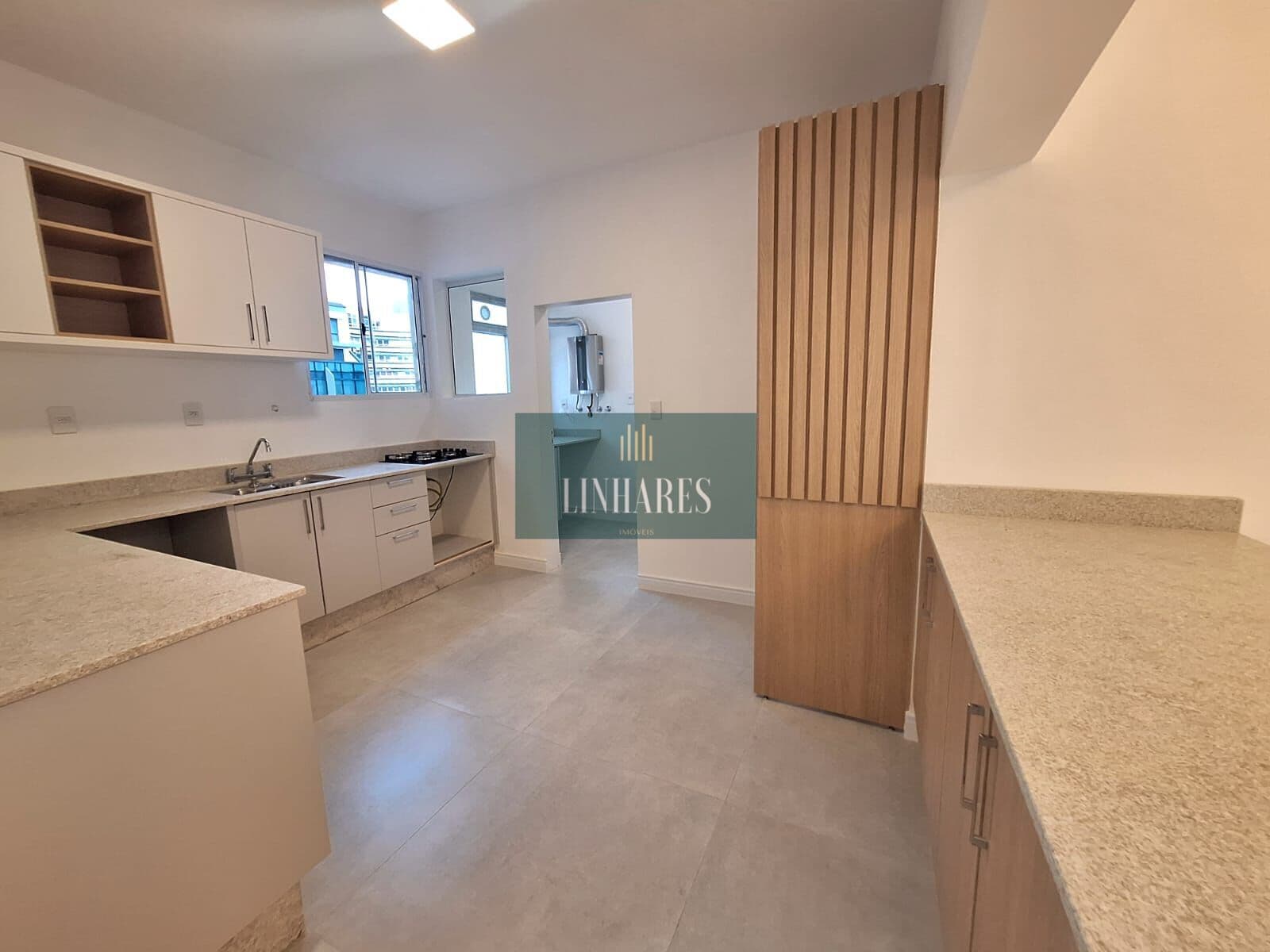 Apartamento 2 dormitórios no Centro