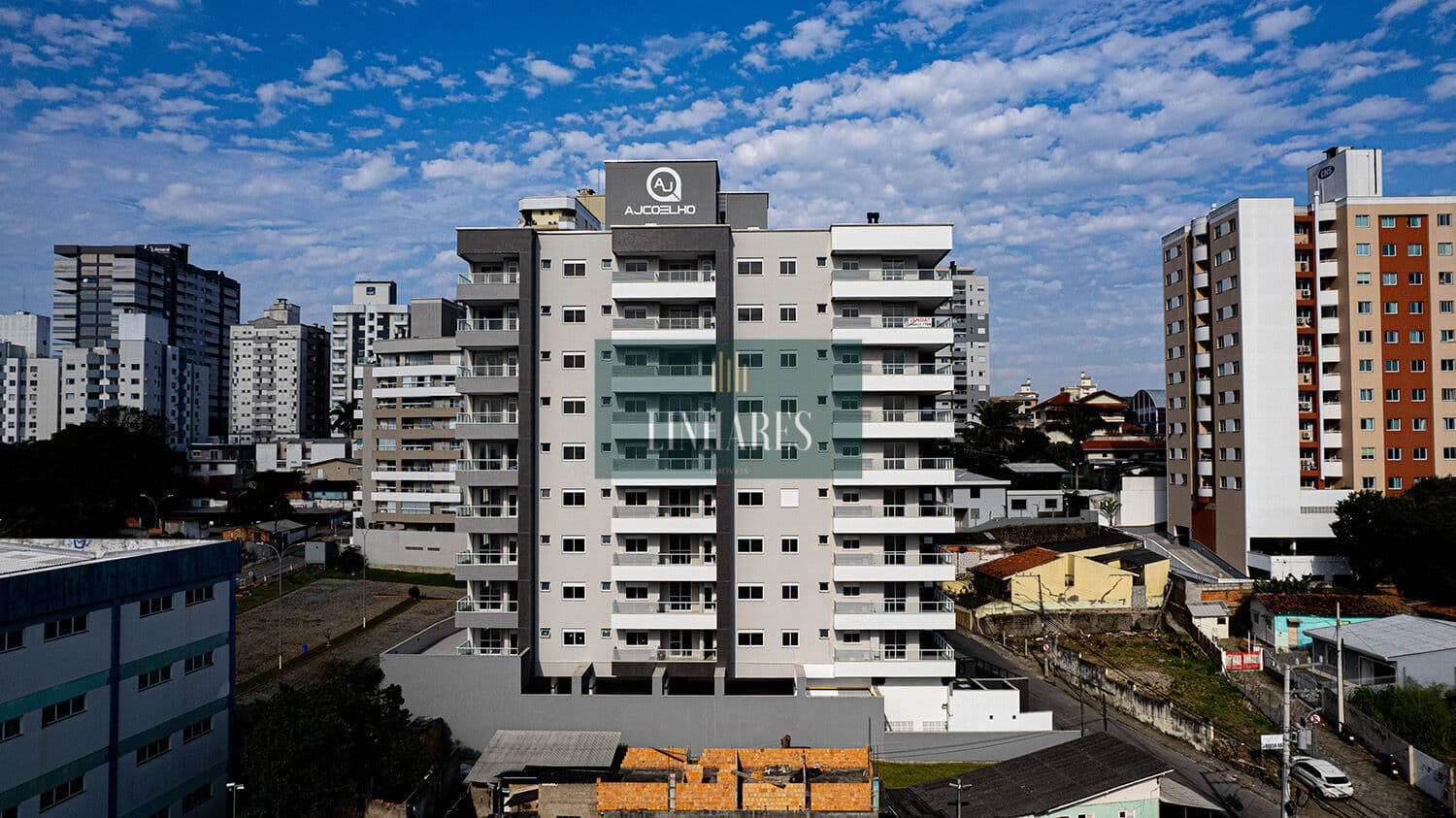 Apartamento 2 dormiitórios Vista Mar em Barreiros