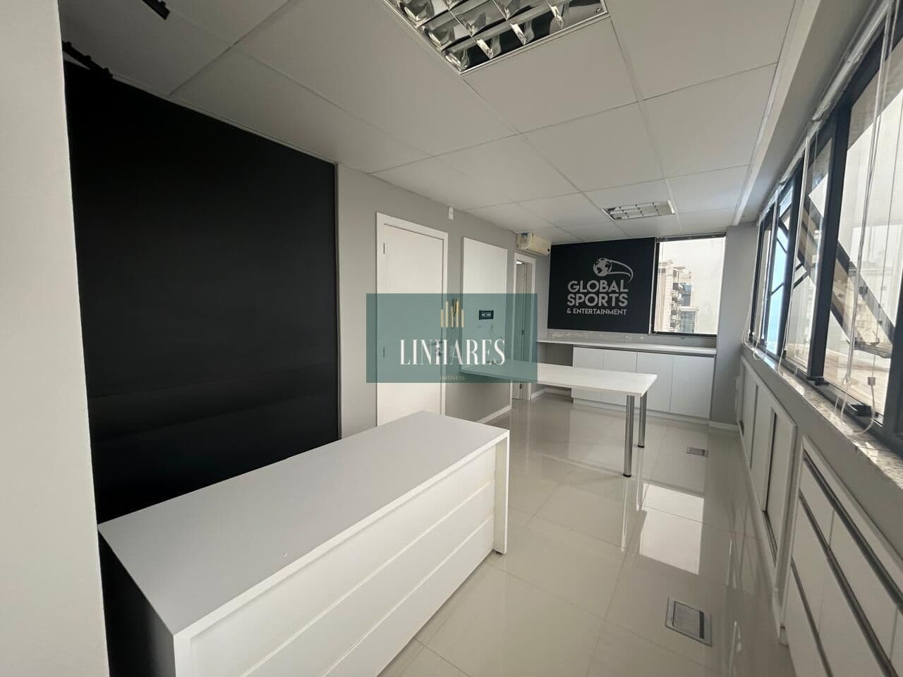 SALA COMERCIAL - EXCELENTE OPORTUNIDADE - ESTREITO FLORIANÓPOLIS
