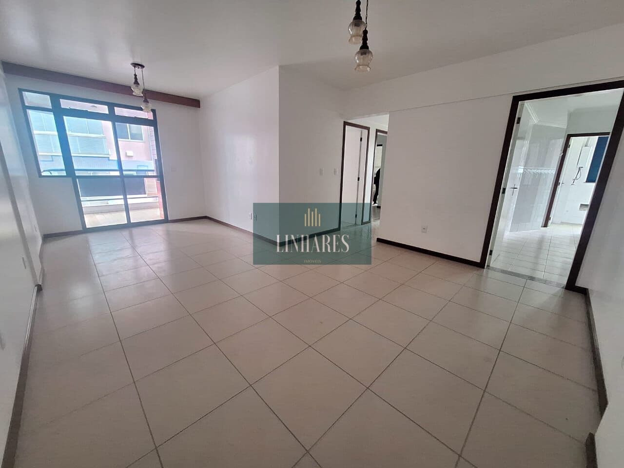 Apartamento 3 dormitórios, 113 metros privativos em Campinas, São José/SC