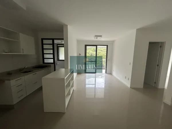 APARTAMENTO 2 DORMITÓRIOS SENDO UMA SUÍTE - ITACORUBI - FLORIANÓPOLIS