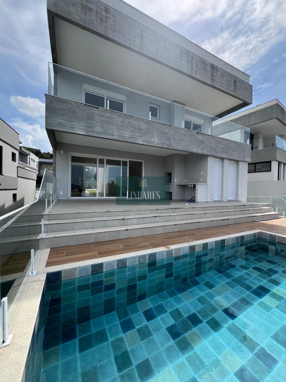 Casa Alto Padrão com 3 suítes na Pedra Branca, Palhoça/SC