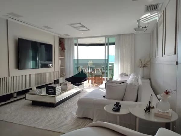 Apartamento Alto Padrão 3 dormitórios com Vista Mar em Coqueiros