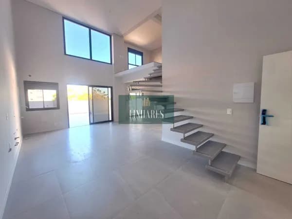 Apartamento Duplex em Coqueiros, Florianópolis/SC