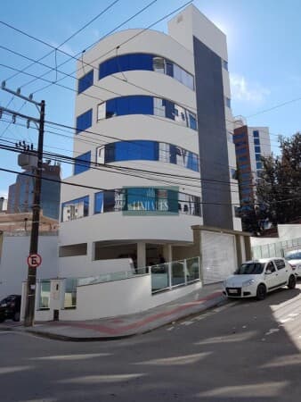 Prédio Comercial com habite-se e alvará de funcionamento na Tentente Silveira, Centro de Florianópolis