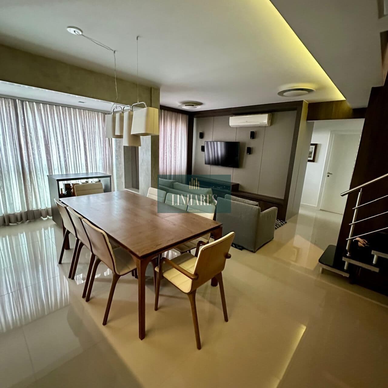 Apartamento Duplex 3 suítes em Coqueiros
