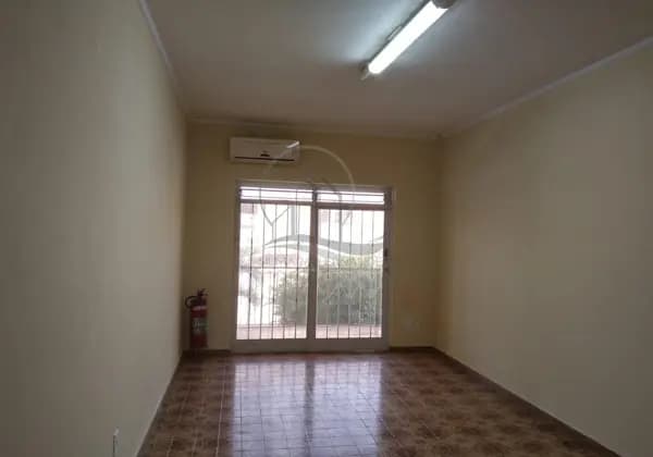 Casa à venda no bairro Jardim Nova Veneza (Nova Veneza) em Sumaré/SP