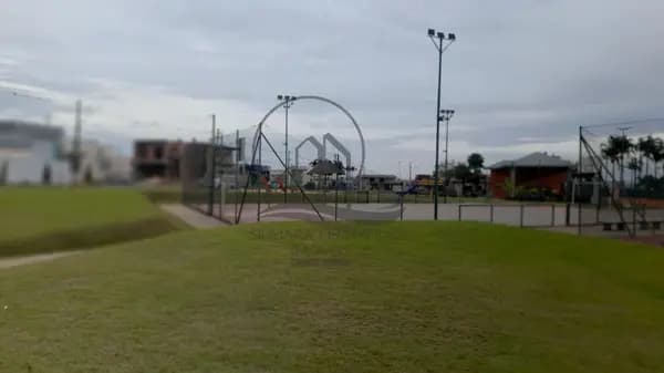 Terreno à venda no bairro Parque Olívio Franceschini em Hortolândia/SP
