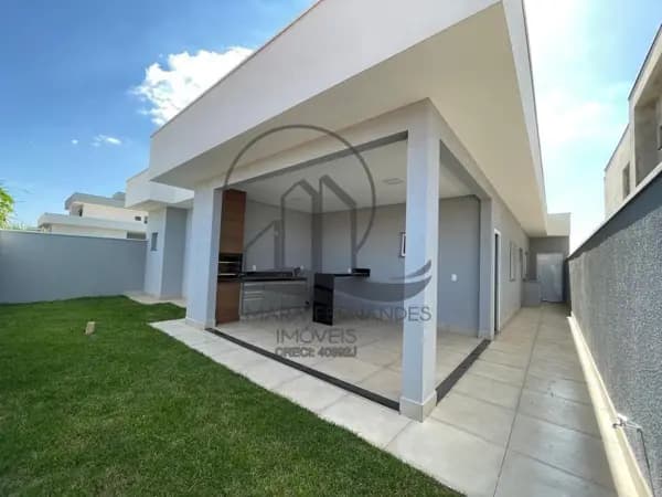 Casa à venda no bairro Parque Brasil 500 em Paulínia/SP