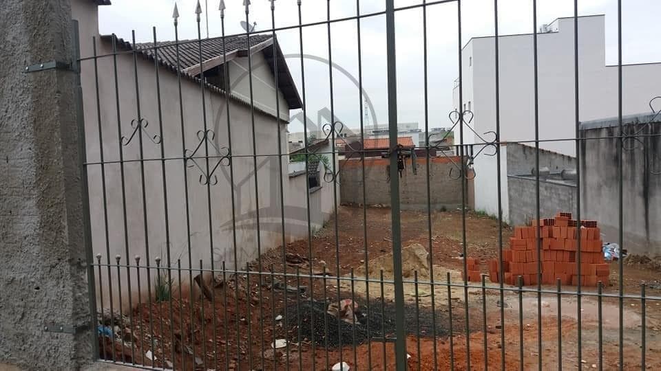 Terreno à venda no bairro Jardim Terras de Santo Antônio em Hortolândia/SP