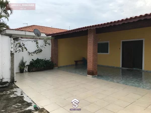 Casa Padrão para Venda em Savoy Itanhaém-SP