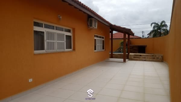 Casa em Peruíbe - Balneário Florida Peruíbe