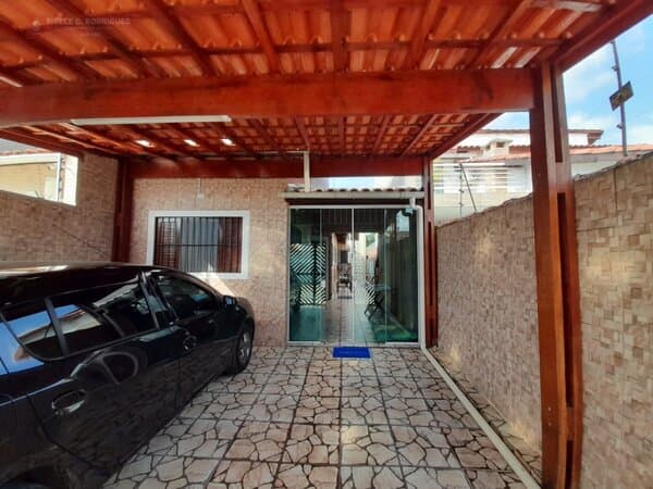 Casa Padrão para Venda em Jd Cibratel Itanhaém-SP