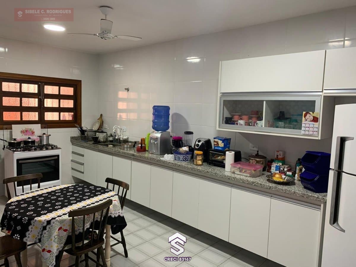 Casa Padrão para Venda em Praia do Sonho Itanhaém-SP