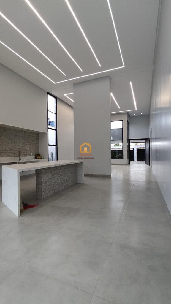 Casa Térrea 4 Suítes Bairro Santa Rosa Senador Canedo - GO