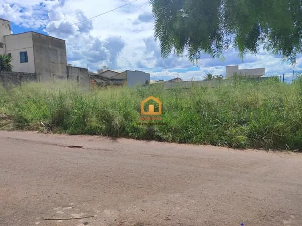 038REVENDA- 2 Lotes juntos com 825 metros Setor três Marias - Goiânia GO