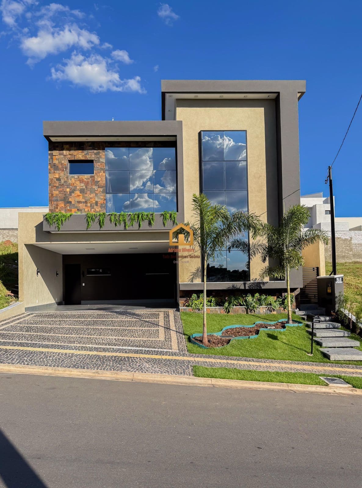 Jardins Bolonha Casa 4 Suítes com elevador - Senador Canedo GO