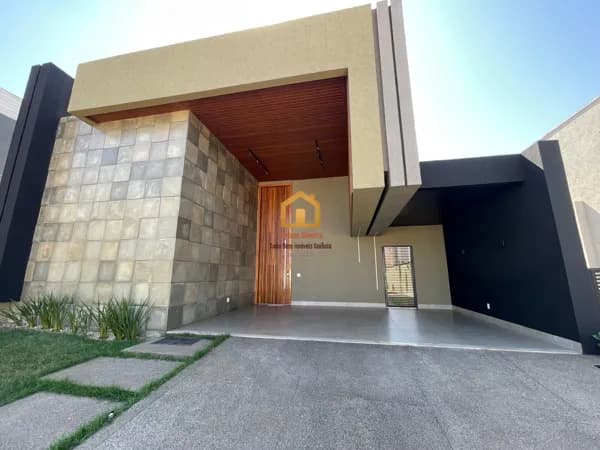 Casa de Condomínio em Goiânia - Residencial Goiânia Golfe Clube