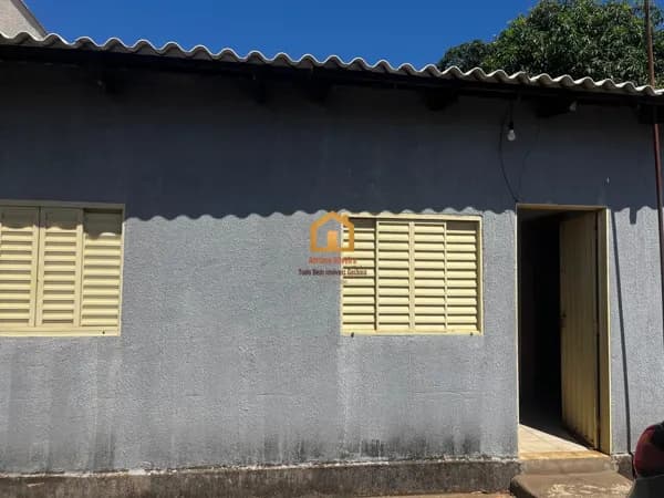 031REVENDA- Casa 03 Quartos Setor Parque Tremendão - Goiânia GO