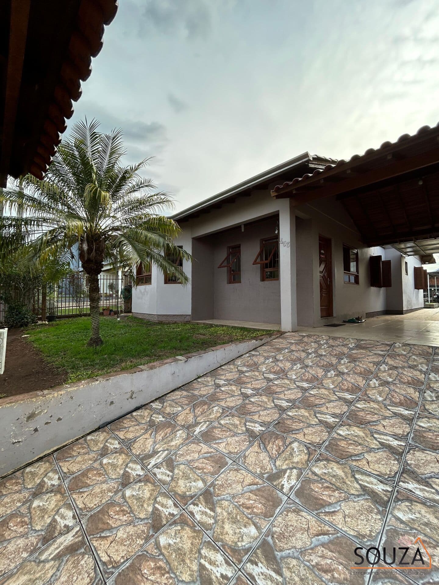 Casa em Portão - Lot. Riva