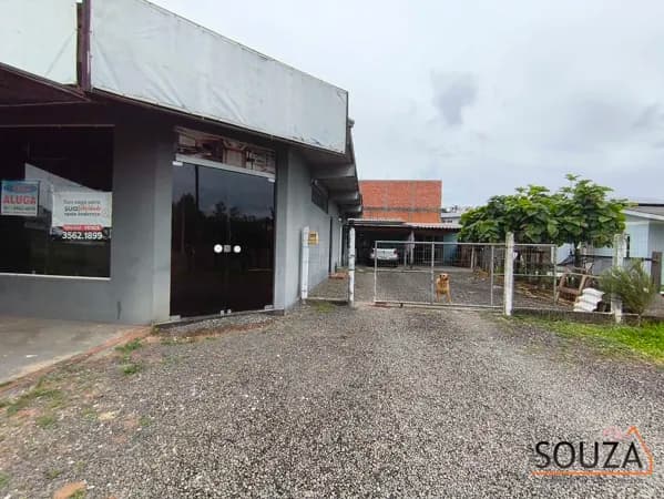 Casa em Portão - Centro