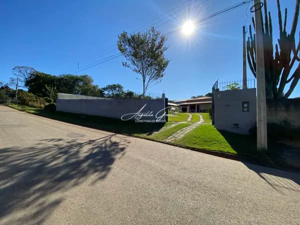 Fazenda/Sítios/Chácaras em Araçoiaba da Serra - Centro