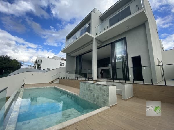 Casa Alto Padrão para Venda no Alphaville