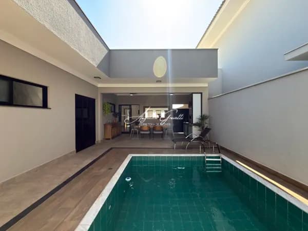 Casa de Condomínio em Sorocaba - Jardim Emília