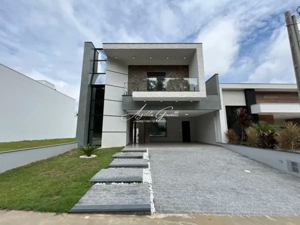 Casa de Condomínio em Sorocaba - Condomínio Campos do Conde