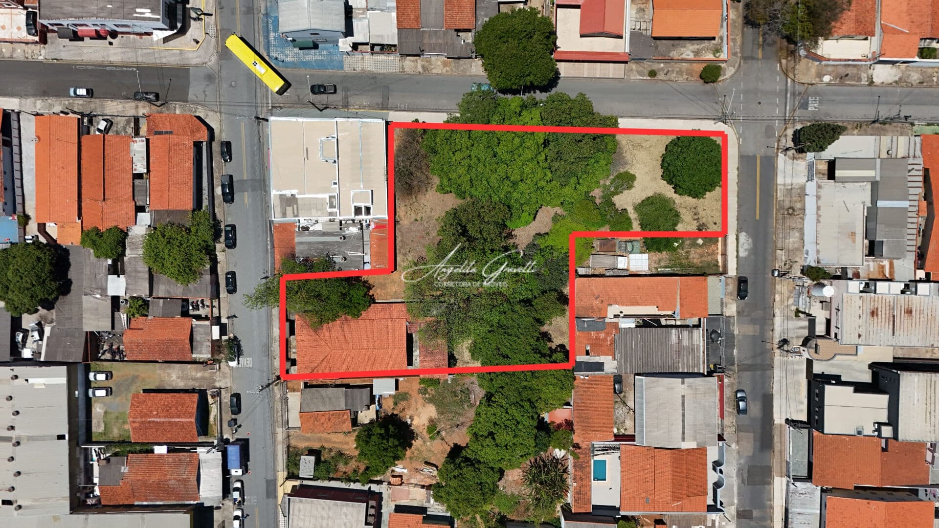 Lote/Terreno em Sorocaba - Éden
