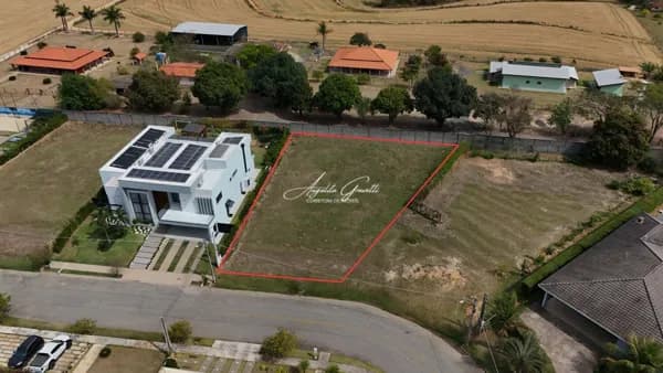 Lote/Terreno em Sorocaba - Condomínio Dacha