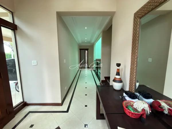 Casa em Sorocaba - Condominio Vale do Lago