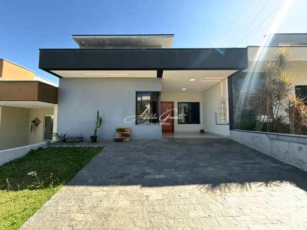 Casa em Condomínio em Condomínio Terras de São Francisco, Sorocaba/SP