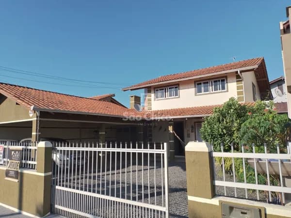Apartamento em São Francisco do Sul - Do Ubatuba