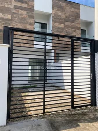 Casa em São Francisco do Sul - Sandra Regina