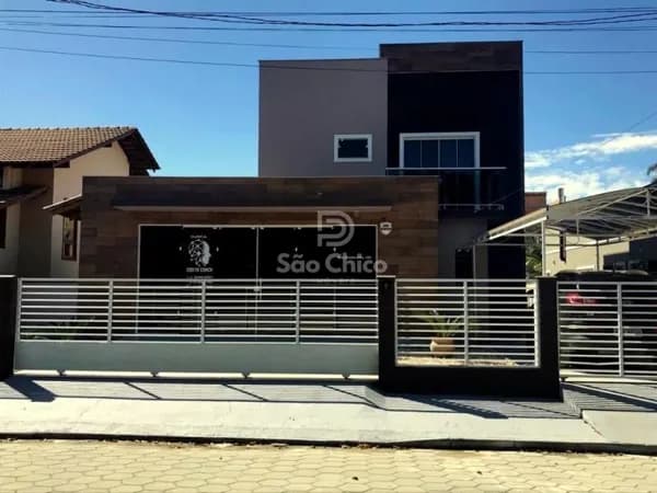 Casa em São Francisco do Sul - Ubatuba