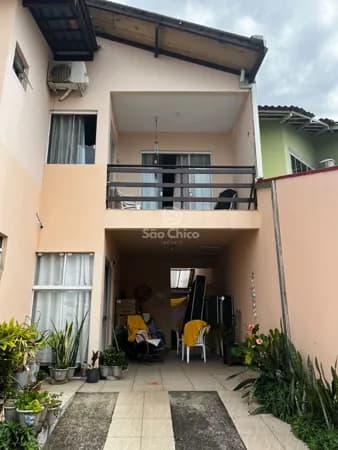Casa Geminada na Praia de Ubatuba