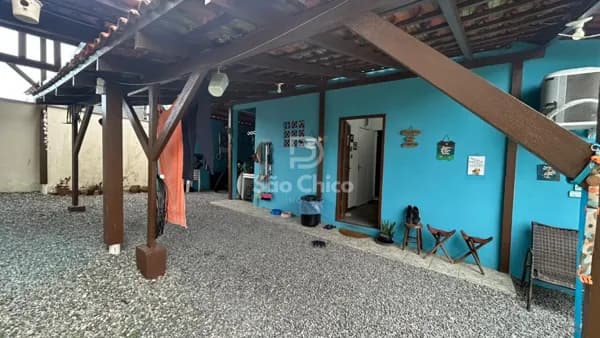 Casa Mista no Bairro Reta, Excelente espaço de quintal!