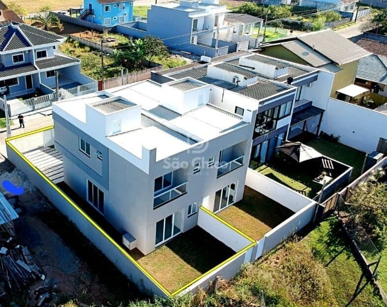 Casa em São Francisco do Sul - Ubatuba