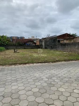TERRENO PRONTO PARA CONSTRUIR