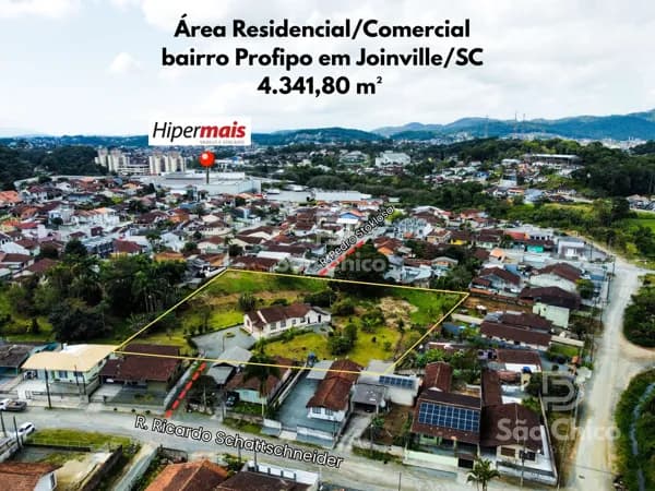 Área Residencial/Comercial como excelente localização em Joinville!
